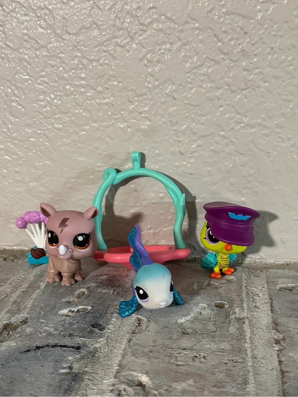 Littlest Pet Shop Toy Bundle — Rino, parrot and fish and some accessories